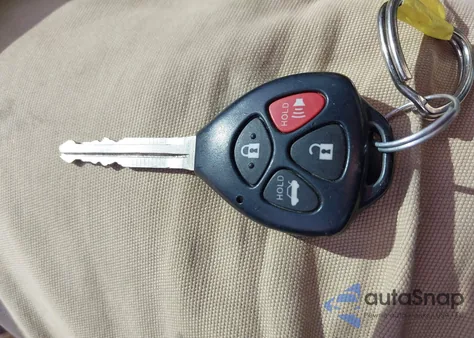 2011 Toyota Avalon z USA, uszkodzony, nr VIN 4T1BK3DB8BU376257